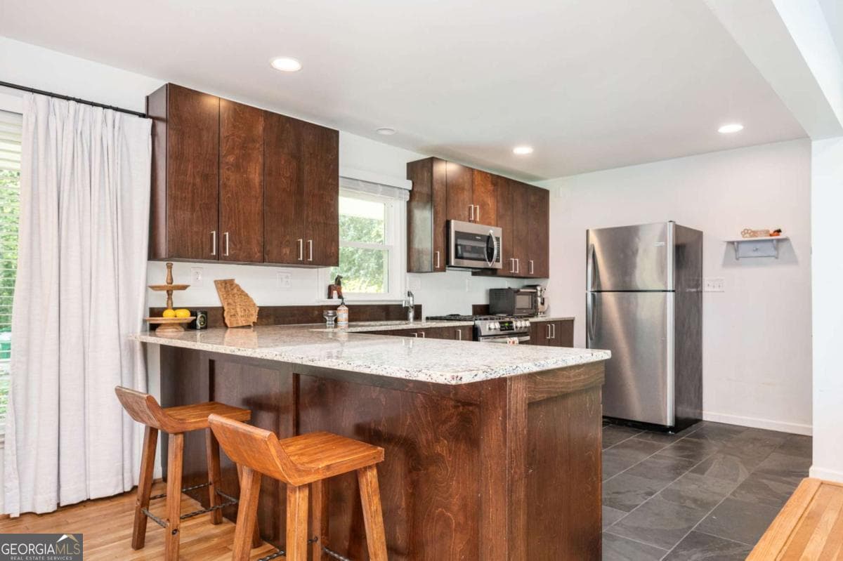 2 bedroom, 2 bathroom, 1,100 sq ft single family residence for sale at 1428 Sandy Lane, Decatur, GA 30032 — photo 7