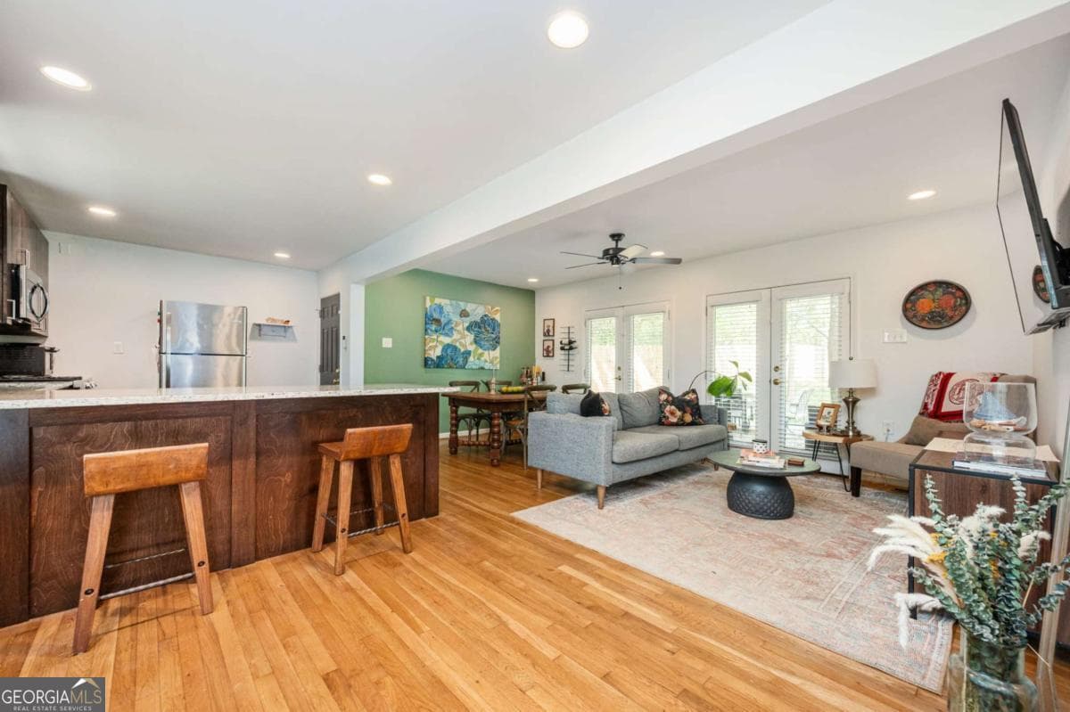 2 bedroom, 2 bathroom, 1,100 sq ft single family residence for sale at 1428 Sandy Lane, Decatur, GA 30032 — photo 3