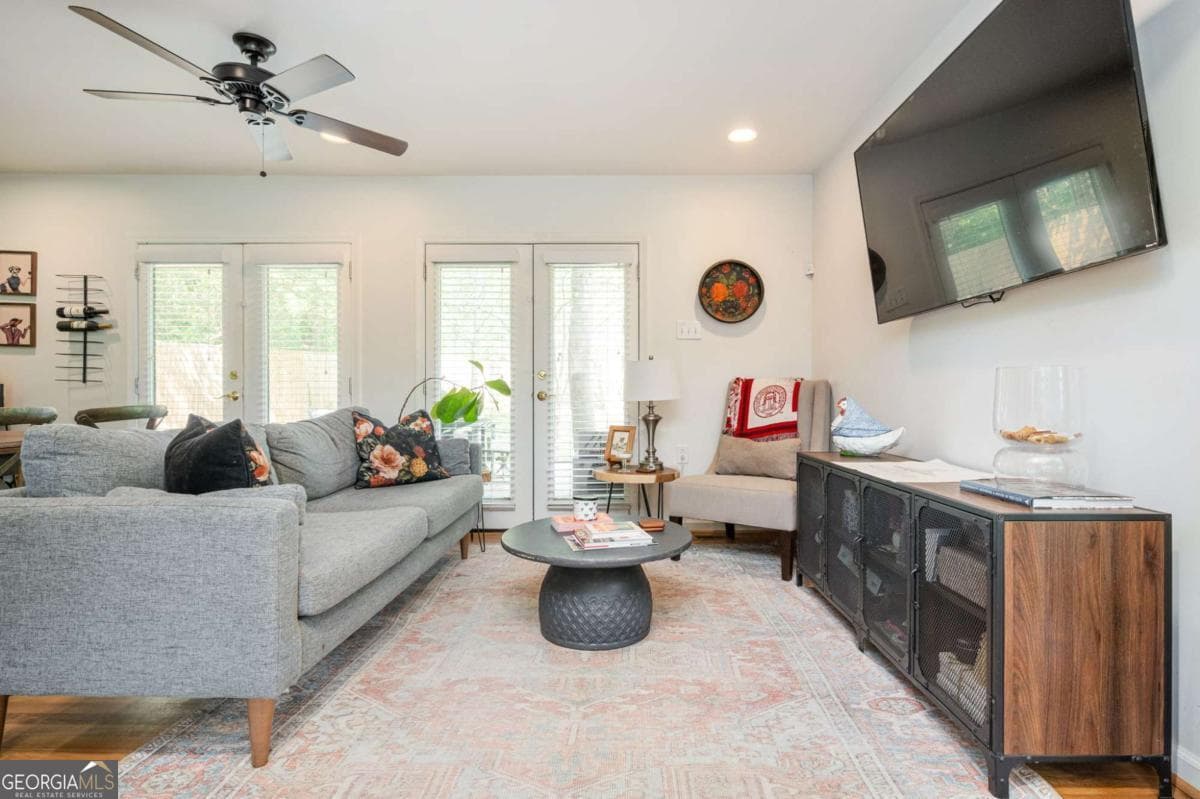 2 bedroom, 2 bathroom, 1,100 sq ft single family residence for sale at 1428 Sandy Lane, Decatur, GA 30032 — photo 4