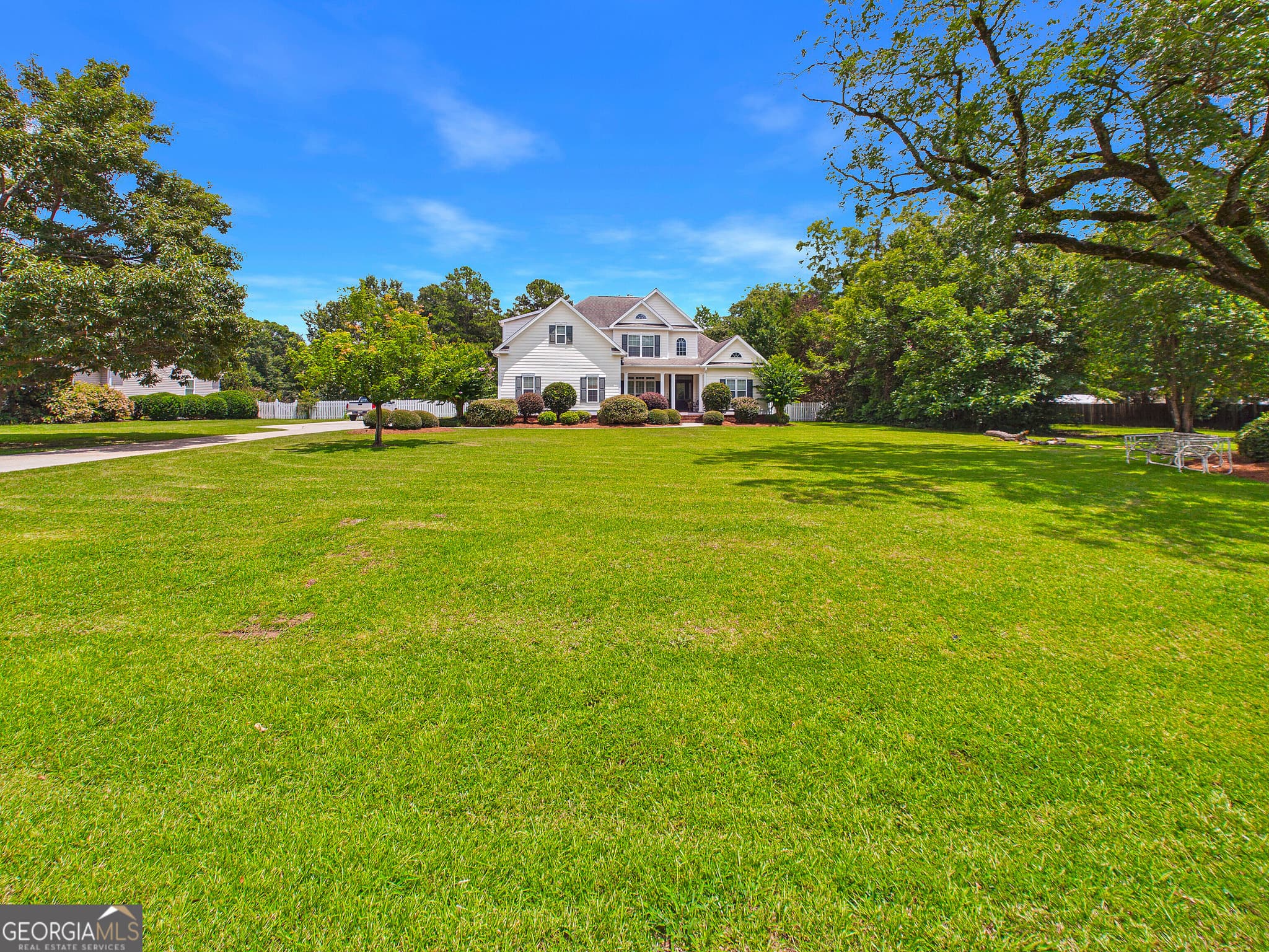 4 bedroom, 2.5 bathroom, 2,661 sq ft single family residence for sale at 106 Walden Crossing, Macon, GA 31216 — photo 5