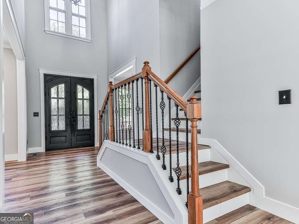 4 bedroom, 2.5 bathroom, 3,061 sq ft single family residence for sale at 304 Mountain Laurel Walk, Canton, GA 30114 — photo 3