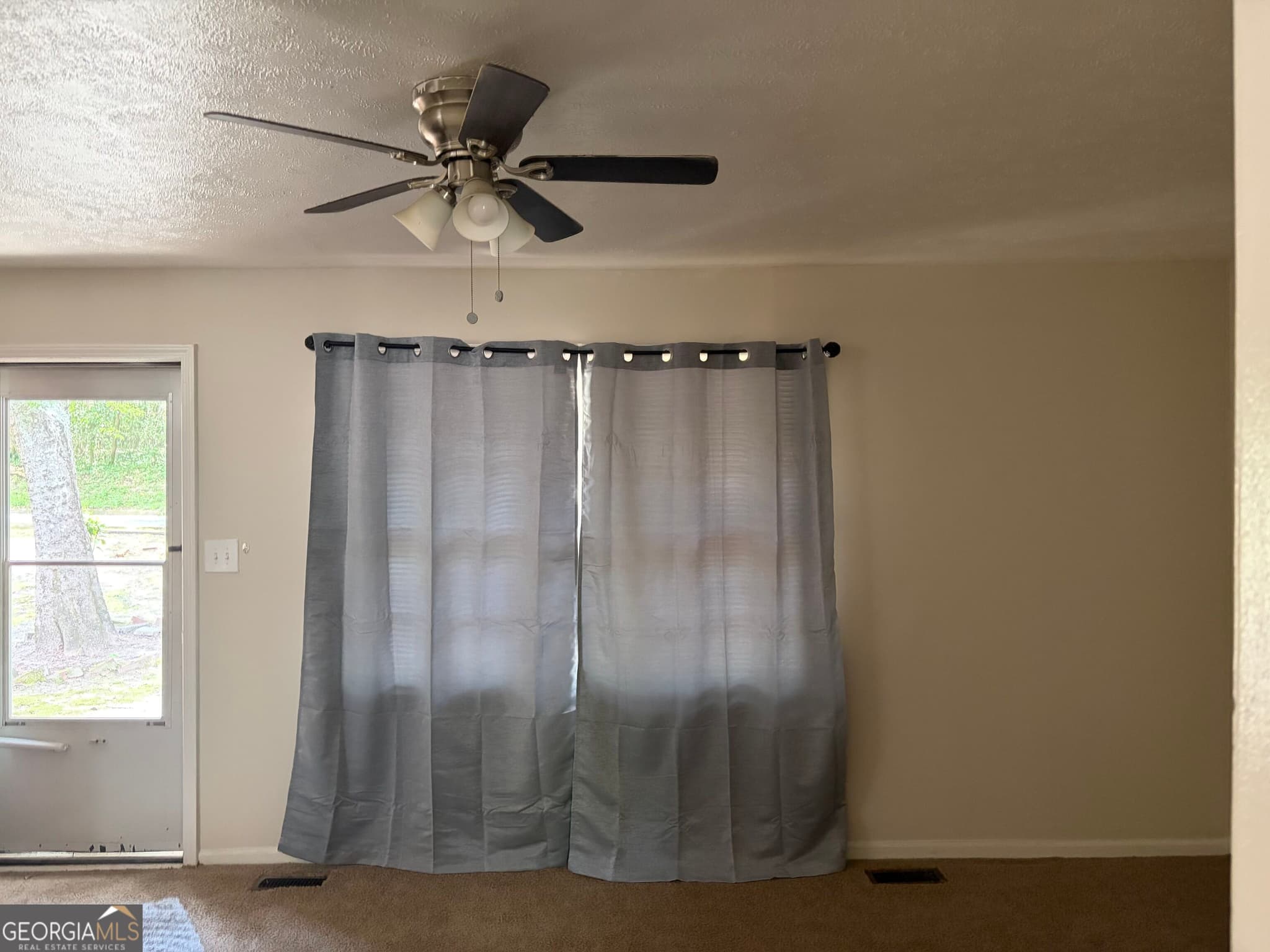 2 bedroom, 1 bathroom single family residence for rent at 1379 Wills Place, Macon, GA 31211 for $1,000 a month — photo 6