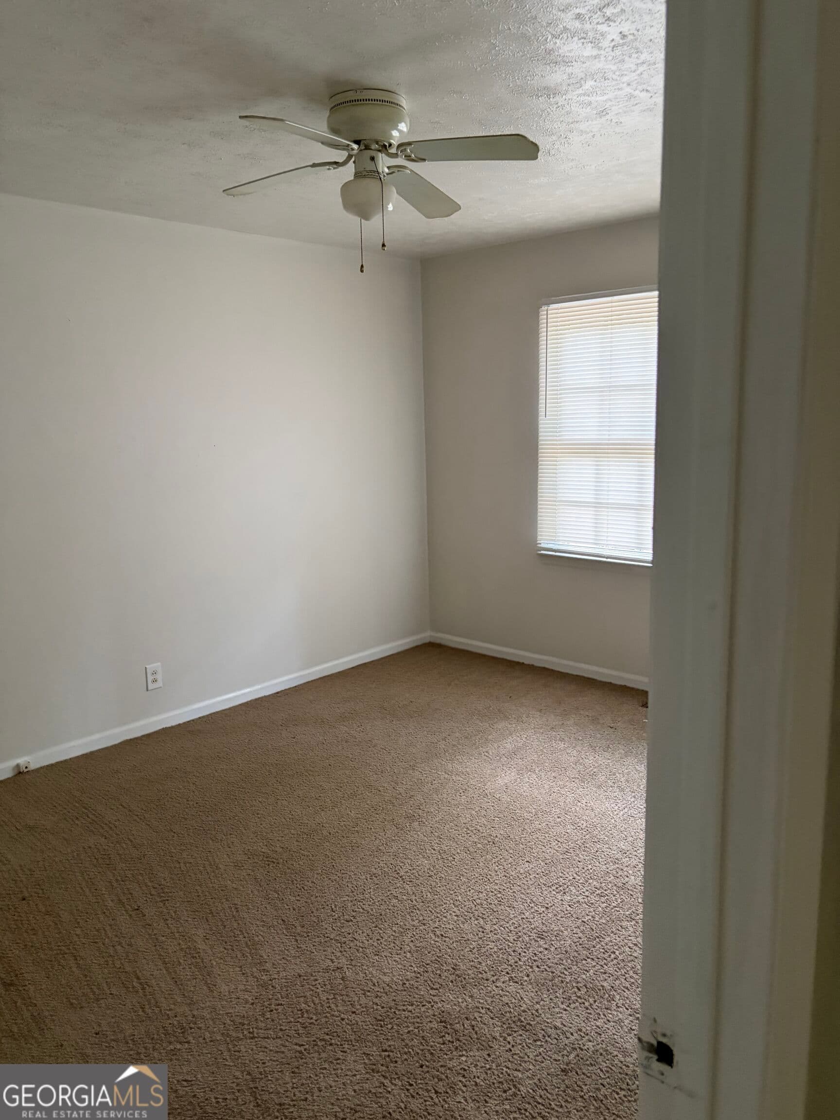 2 bedroom, 1 bathroom single family residence for rent at 1379 Wills Place, Macon, GA 31211 for $1,000 a month — photo 7