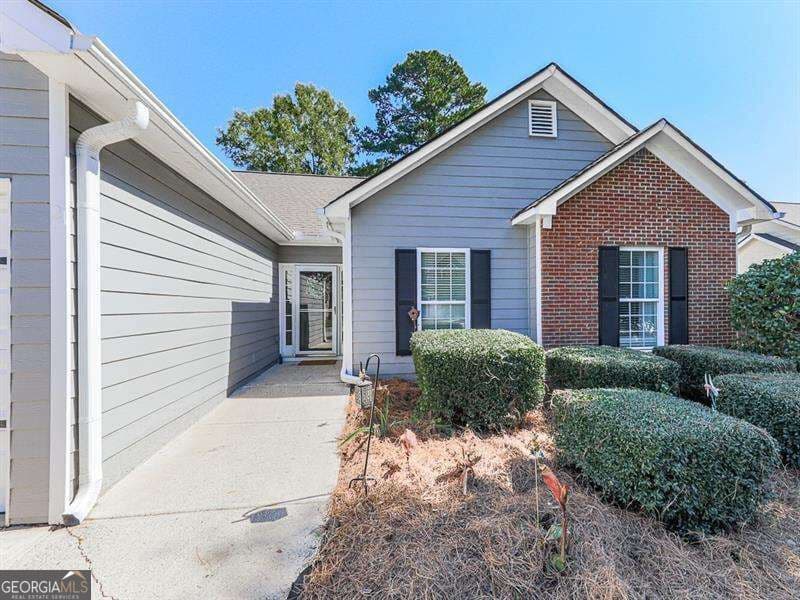 3 bedroom, 2 bathroom, 1,494 sq ft single family residence for sale at 21 Freedom Drive, Cartersville, GA 30121 — photo 1 of 35
