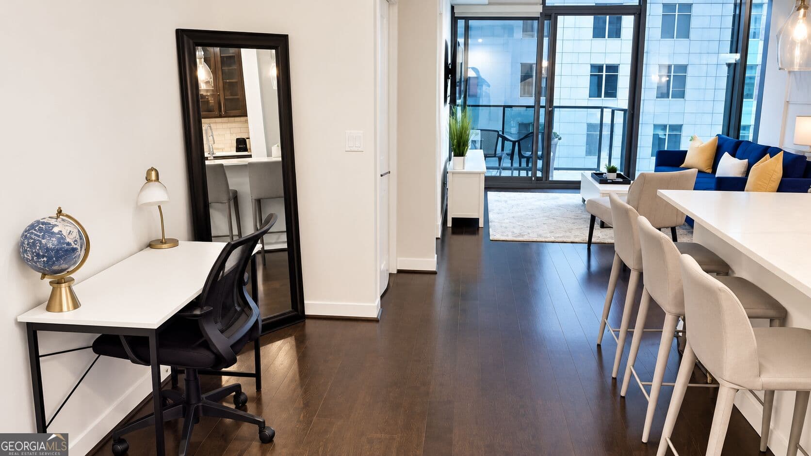 2 bedroom, 2 bathroom, 1,060 sq ft apartment for rent at 3380 NE Peachtree Road S06, Atlanta, GA 30326 for $4,390 a month — photo 10