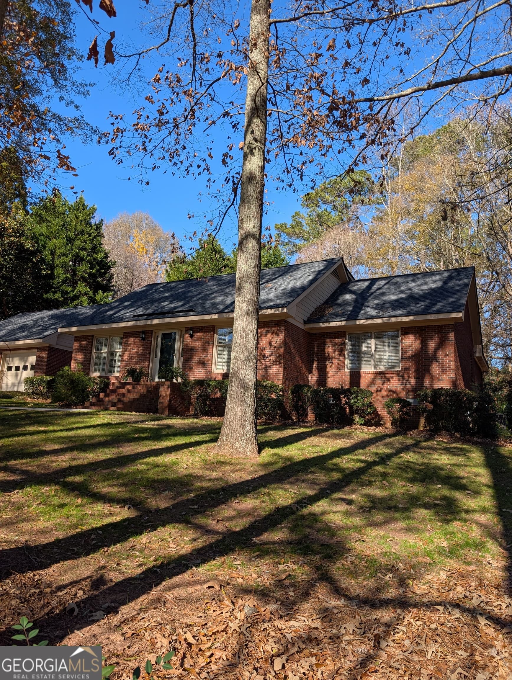 3 bedroom, 3.5 bathroom, 2,548 sq ft single family residence for sale at 505 Breedlove Drive, Monroe, GA 30655 — photo 6