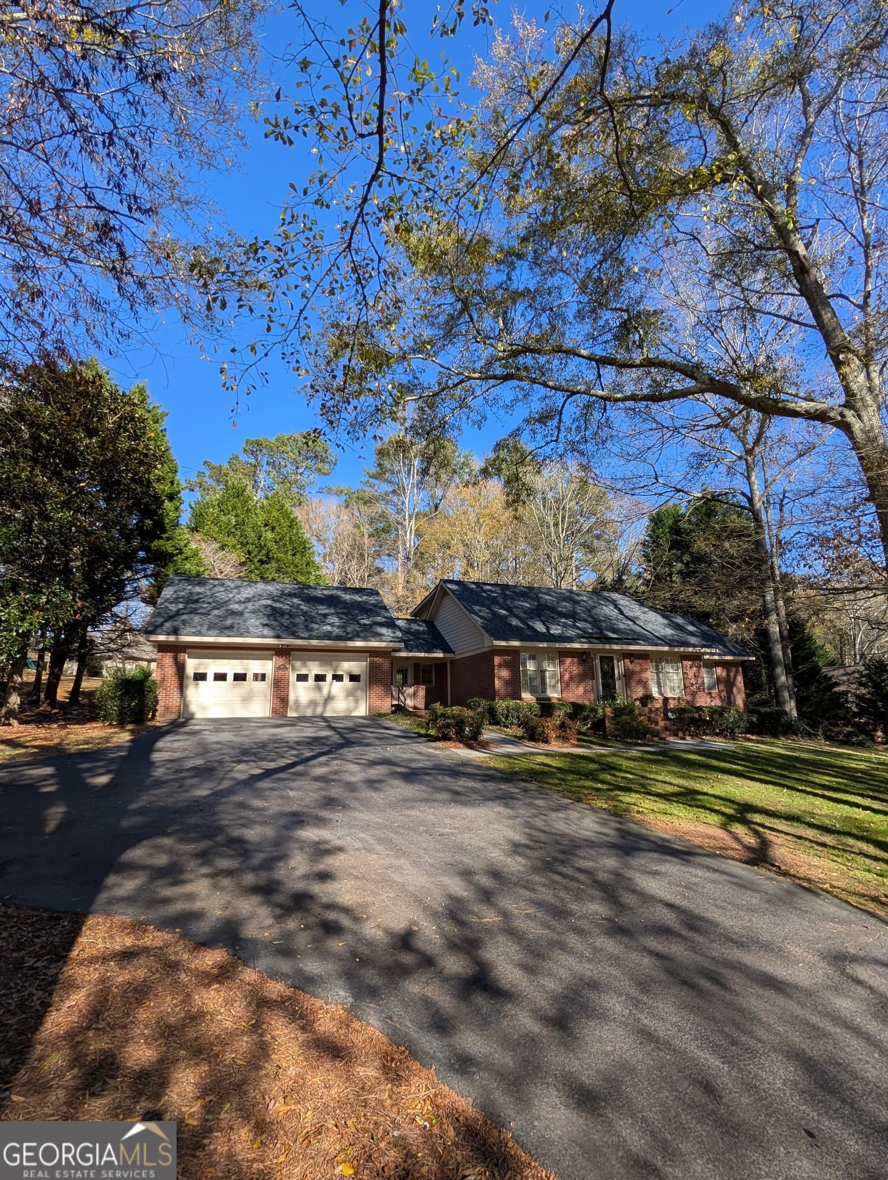3 bedroom, 3.5 bathroom, 2,548 sq ft single family residence for sale at 505 Breedlove Drive, Monroe, GA 30655 — photo 7