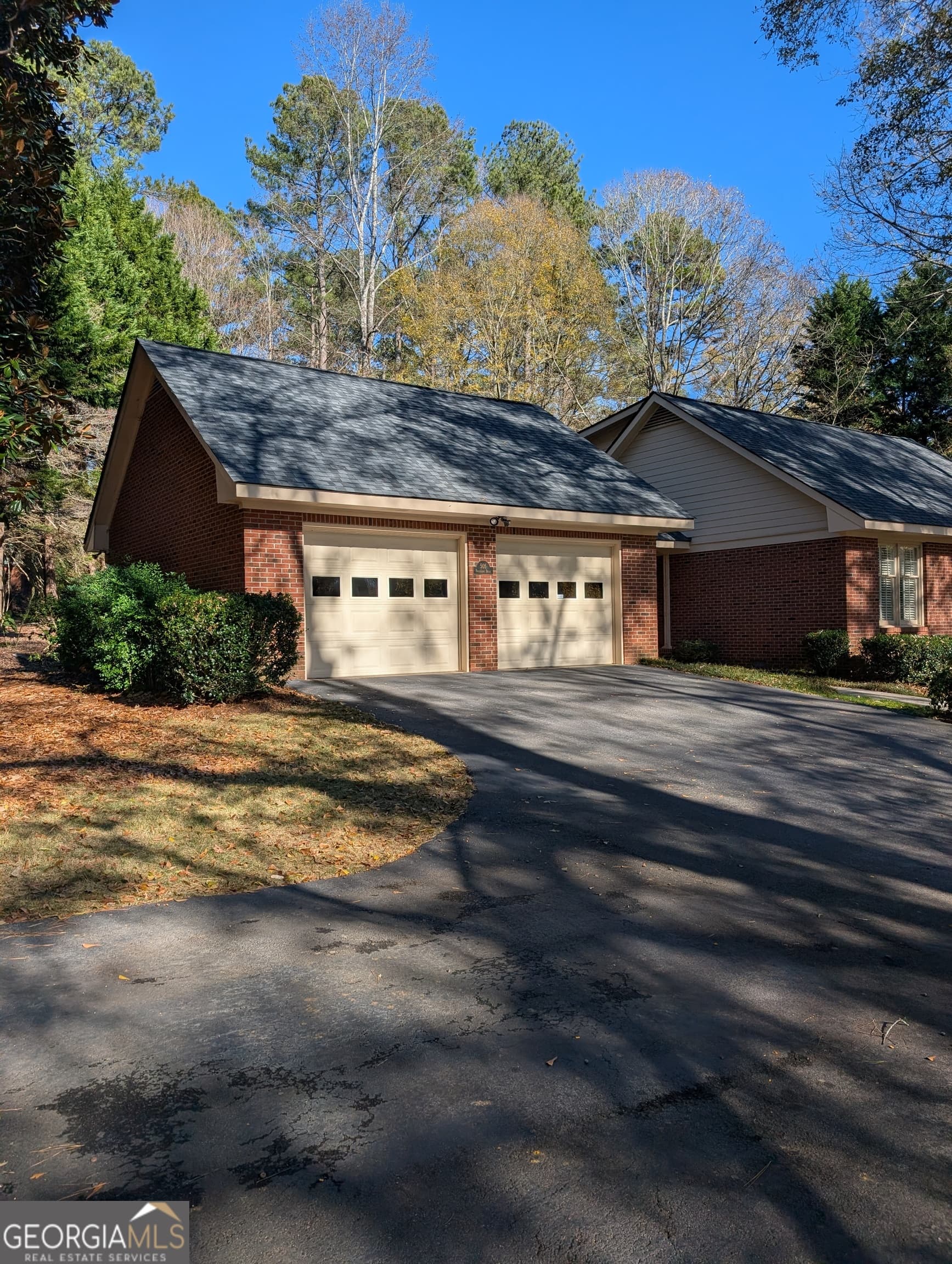 3 bedroom, 3.5 bathroom, 2,548 sq ft single family residence for sale at 505 Breedlove Drive, Monroe, GA 30655 — photo 5