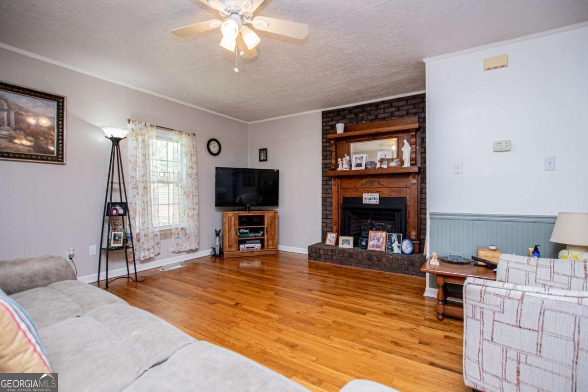 3 bedroom, 2 bathroom, 1,800 sq ft single family residence for sale at 436 County Rd 98, Ranburne, AL 36273 — photo 8