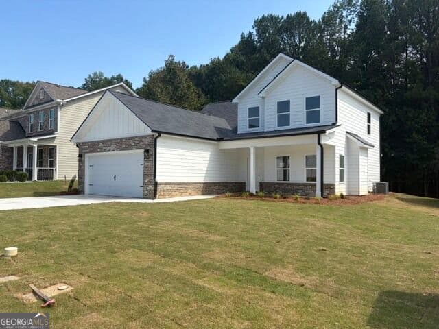 4 bedroom, 2.5 bathroom, 2,074 sq ft single family residence for sale at 135 Hunts Mill Circle, Griffin, GA 30224 — photo 7