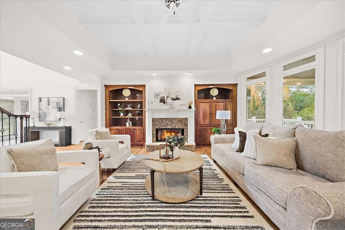 6 bedroom, 5.5 bathroom, 6,271 sq ft single family residence for sale at 7630 Stratton Pte, Suwanee, GA 30024 — photo 3