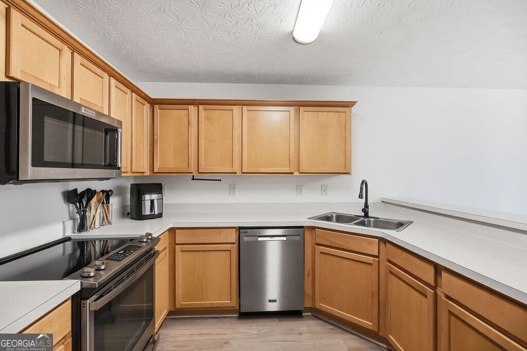 3 bedroom, 2 bathroom, 1,611 sq ft single family residence for sale at 605 Maple Forge Drive, Athens, GA 30606 — photo 10