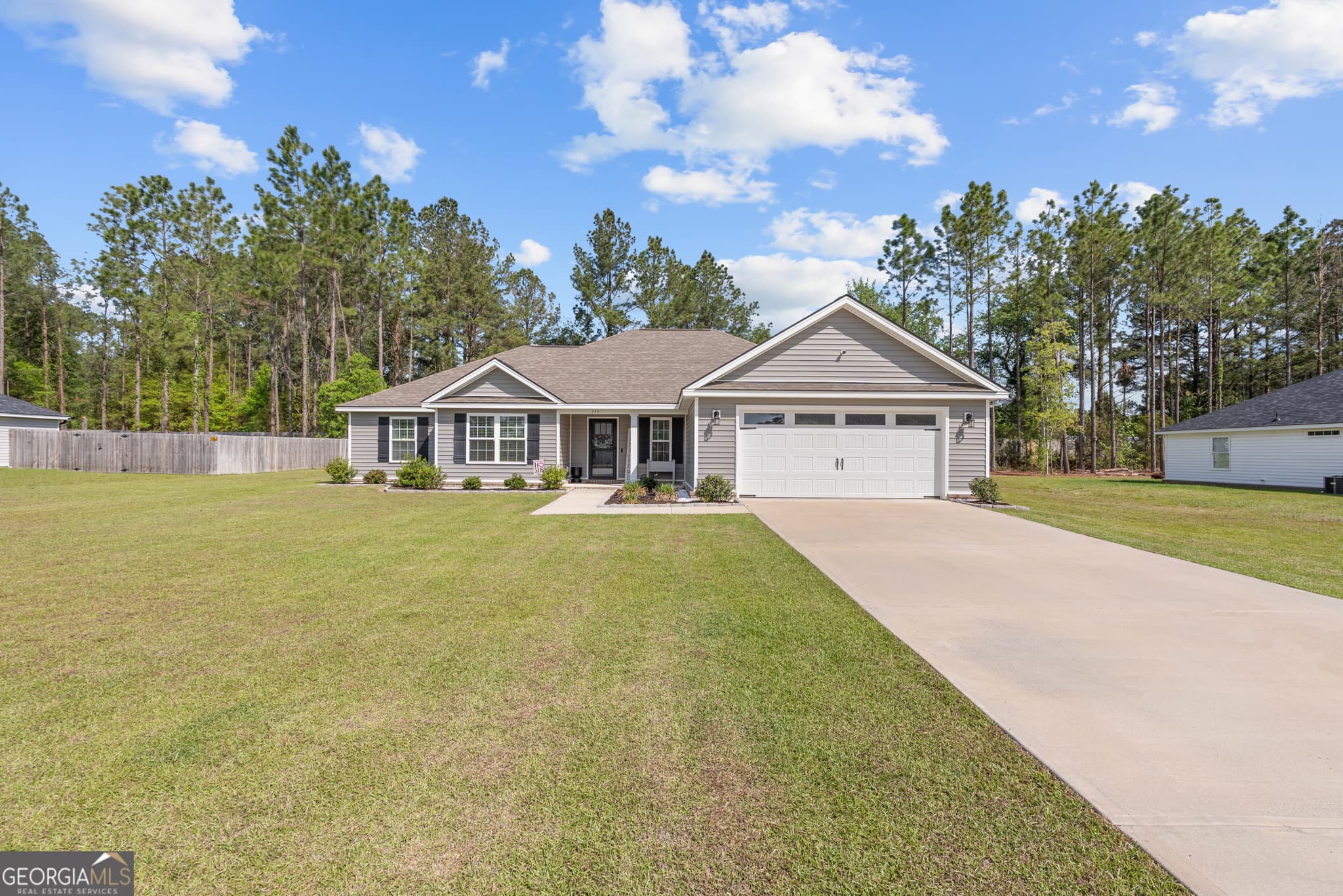 4 bedroom, 2 bathroom, 1,955 sq ft single family residence sold at 335 Tallulah Bend, Ellabell, GA 31308