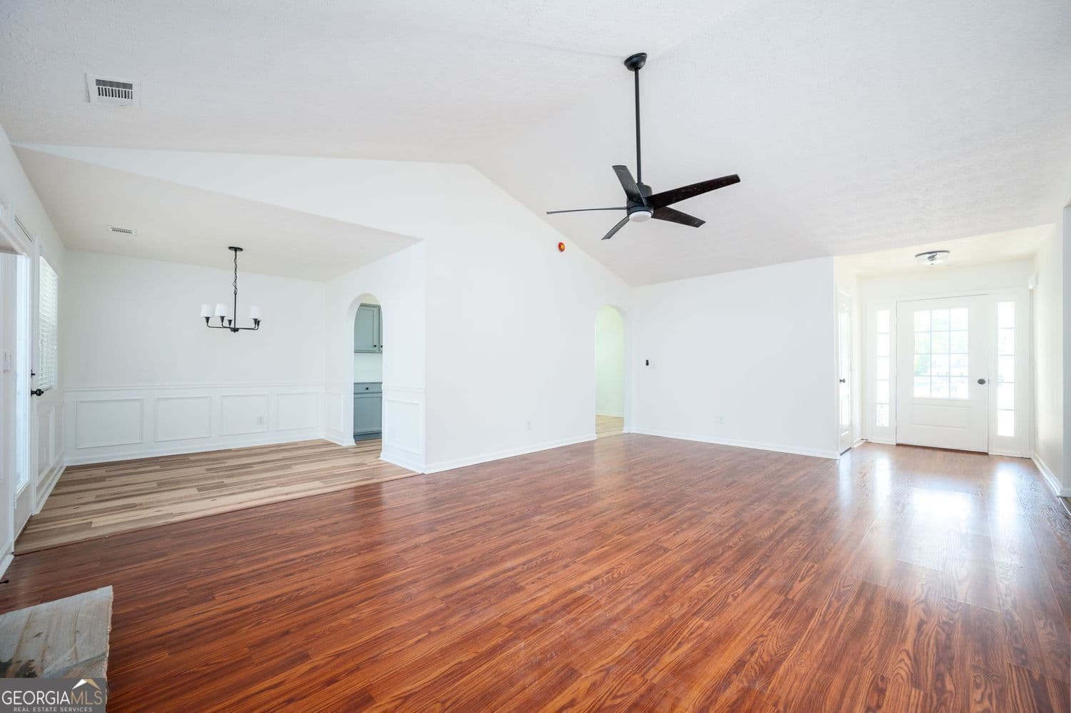 3 bedroom, 2 bathroom, 1,530 sq ft single family residence for sale at 306 Day Lily Way, Villa Rica, GA 30180 — photo 7