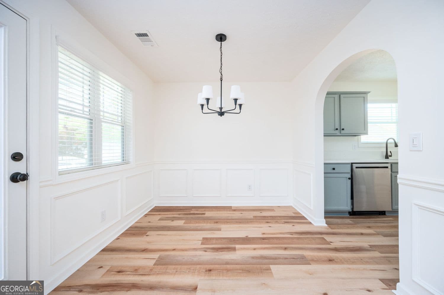 3 bedroom, 2 bathroom, 1,530 sq ft single family residence for sale at 306 Day Lily Way, Villa Rica, GA 30180 — photo 9
