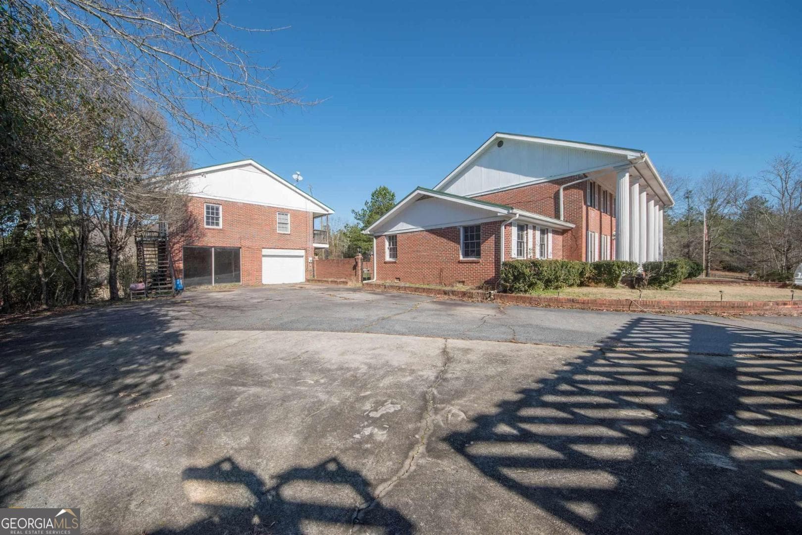 5 bedroom, 6.5 bathroom, 4,612 sq ft single family residence for sale at 3861 Newnan Road, Griffin, GA 30223 — photo 7