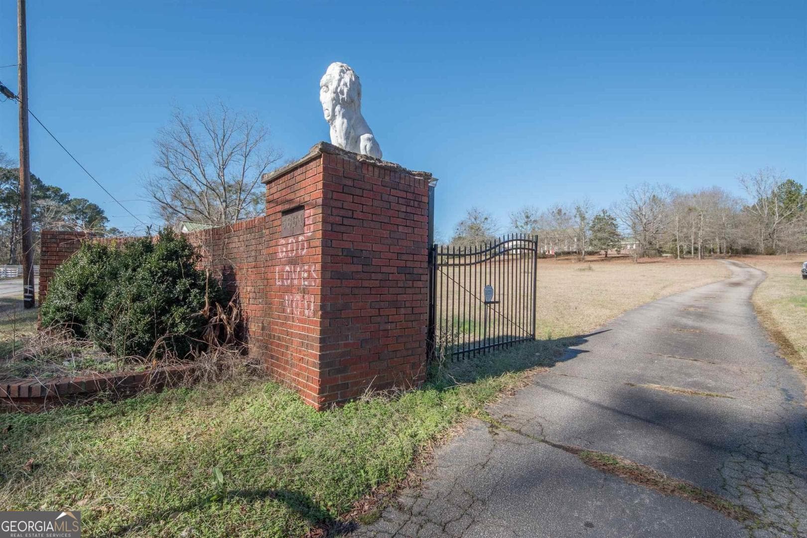 5 bedroom, 6.5 bathroom, 4,612 sq ft single family residence for sale at 3861 Newnan Road, Griffin, GA 30223 — photo 9