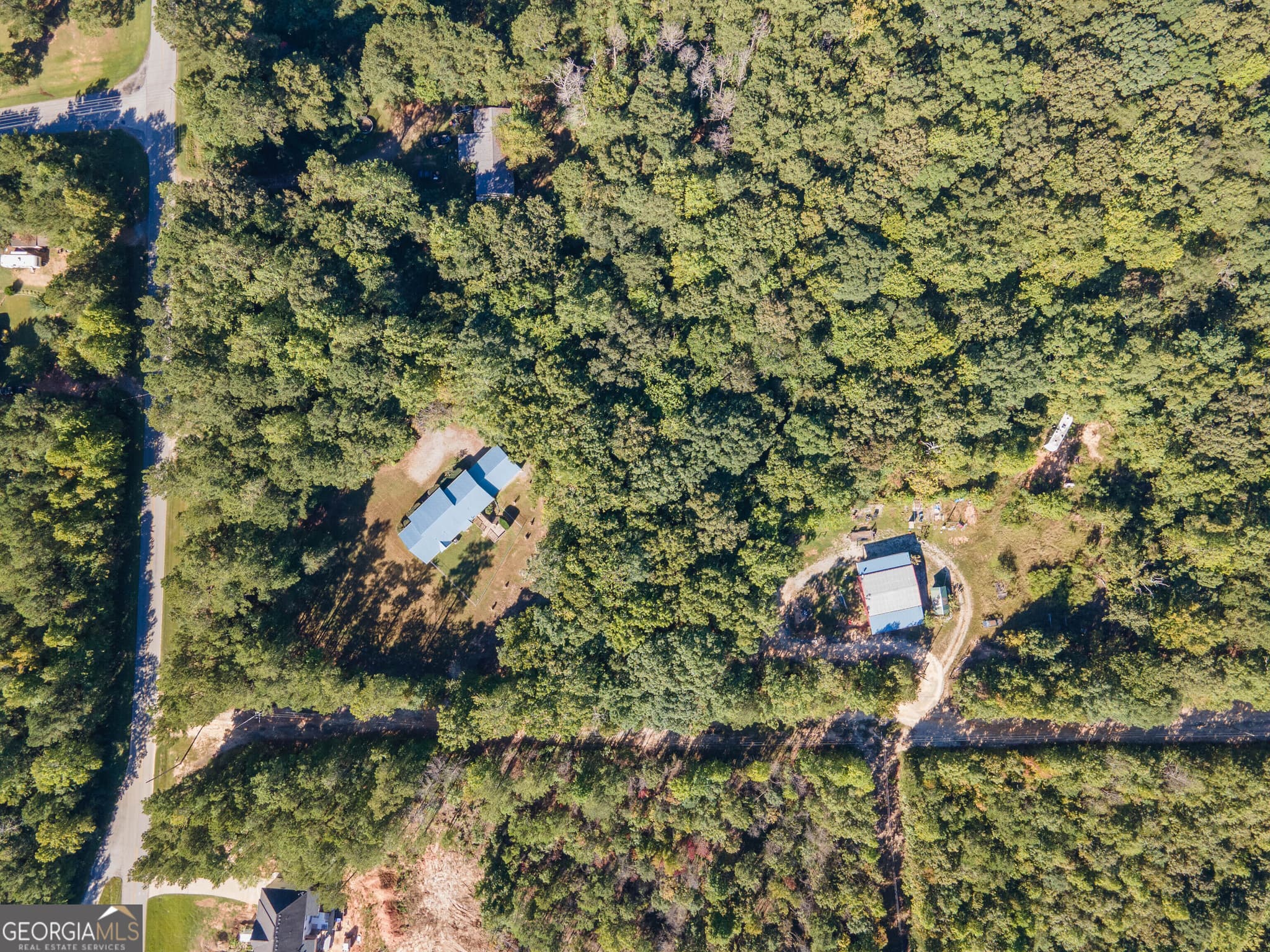 3 bedroom, 2 bathroom, 1,909 sq ft single family residence for sale at 1326 Little Vine Road, Temple, GA 30179 — photo 5