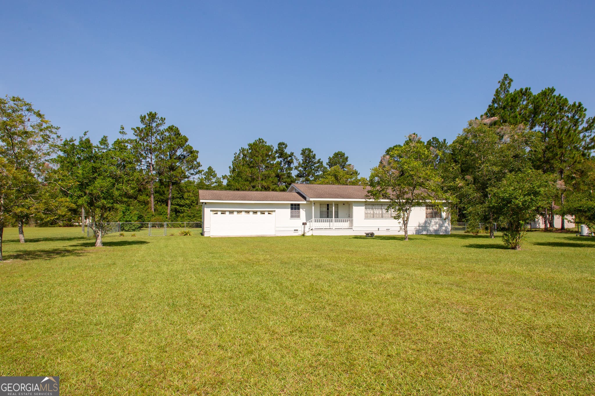 3 bedroom, 2 bathroom, 1,839 sq ft single family residence sold at 6499 Bailey Road, Blackshear, GA 31516