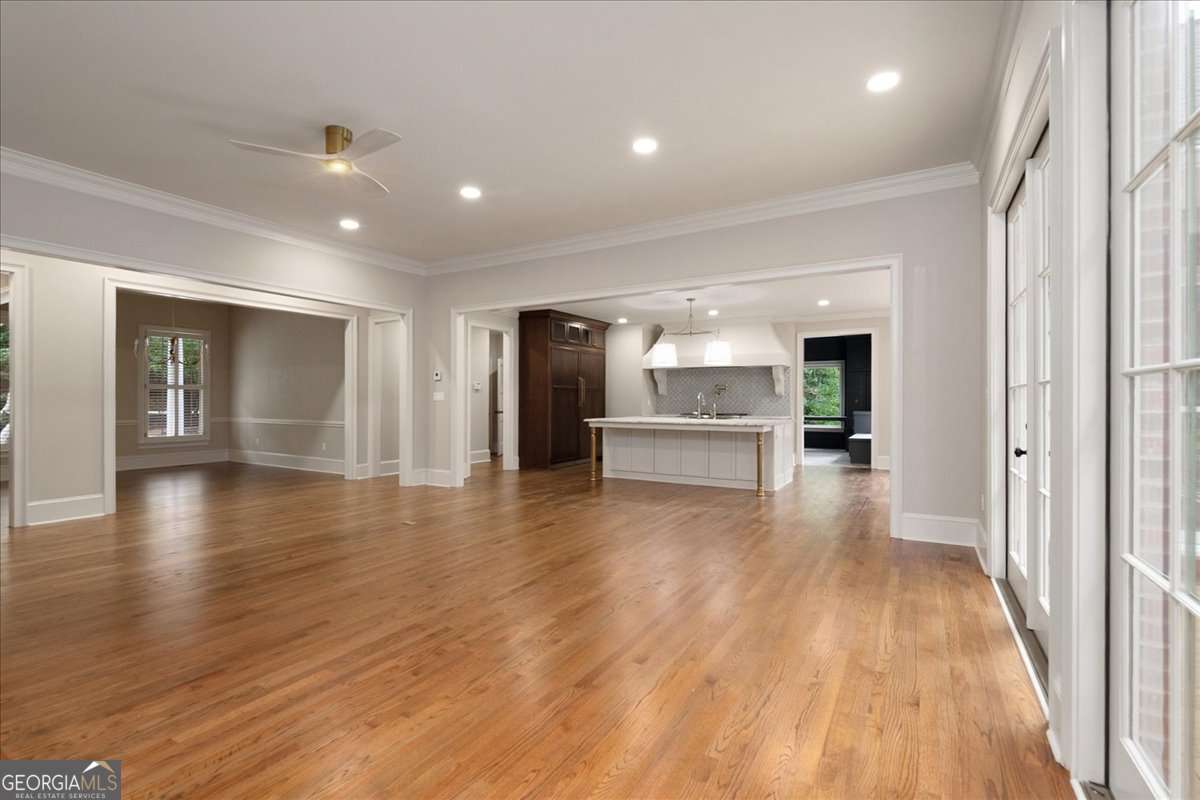 6 bedroom, 4.5 bathroom, 7,086 sq ft single family residence for sale at 1350 Allgood Road, Athens, GA 30606 — photo 6