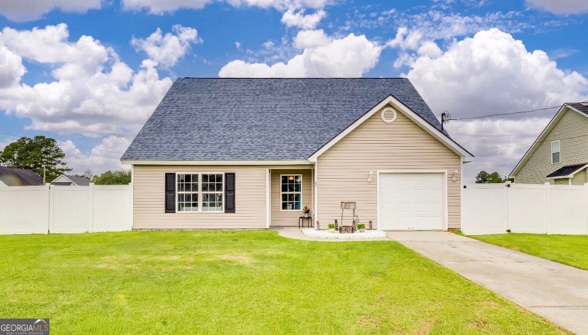 4 bedroom, 3 bathroom, 2,848 sq ft single family residence for sale at 45 Alvidine Lane, Ellabell, GA 31308