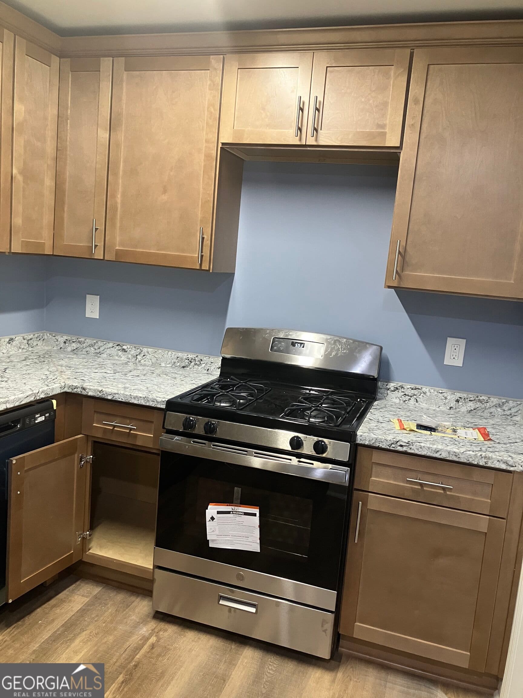 2 bedroom, 2.5 bathroom, 1,254 sq ft townhouse for rent at 938 Silverwood Drive, Atlanta, GA 30349 for $1,250 a month — photo 4