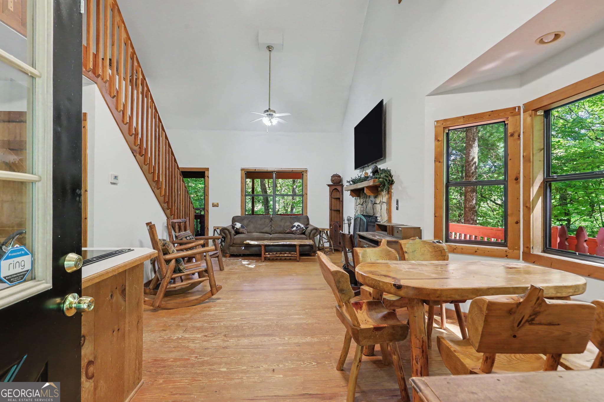 3 bedroom, 2 bathroom, 1,598 sq ft single family residence for sale at 618 Bent Laurel Ridge Road, Clayton, GA 30525 — photo 9