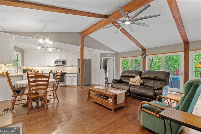 3 bedroom, 3 bathroom, 1,750 sq ft single family residence for sale at 816 Mulligan Way, Jasper, GA 30143 — photo 8