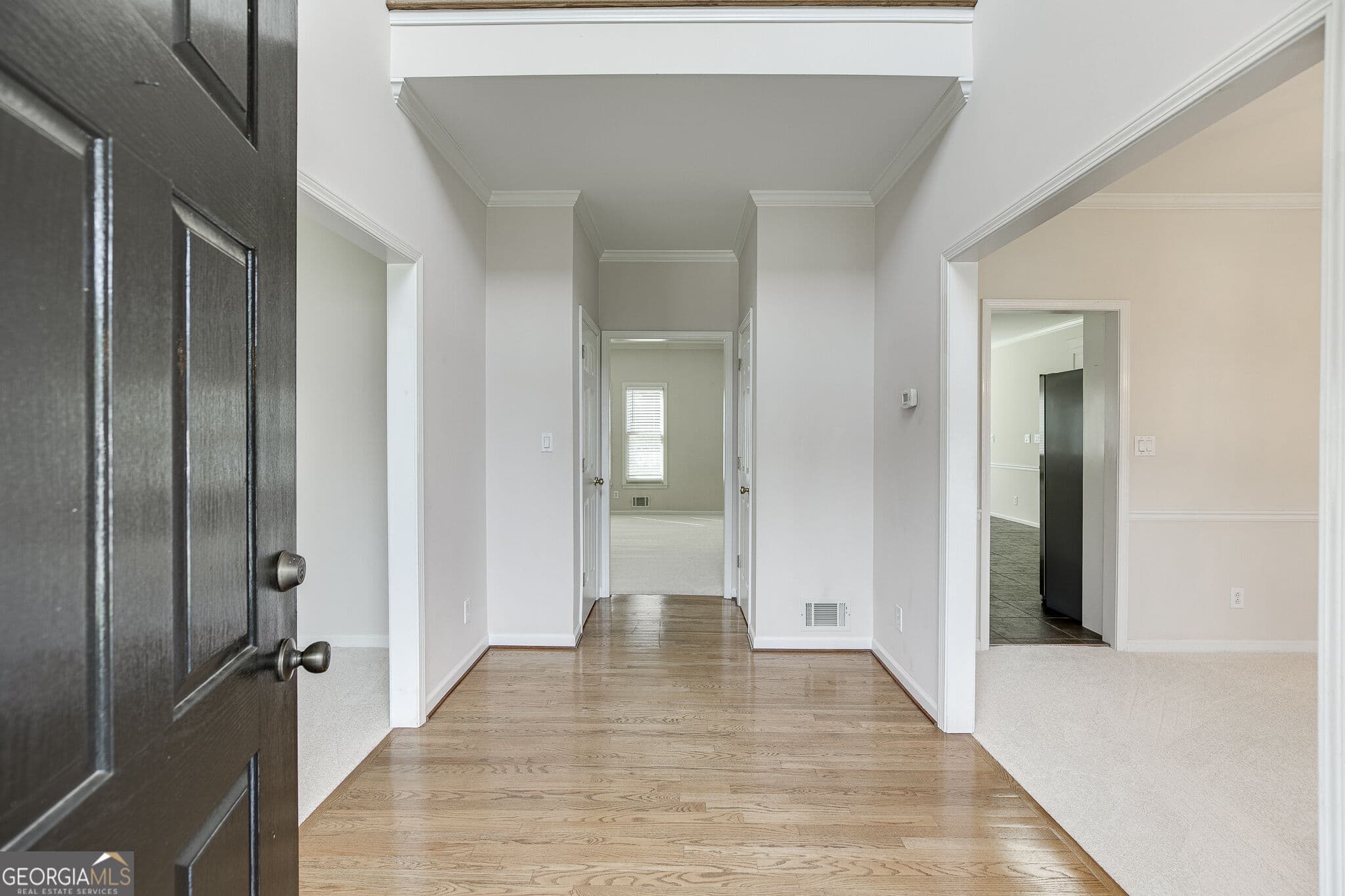 4 bedroom, 2.5 bathroom, 2,748 sq ft single family residence for sale at 4102 Trotters Way Drive, Snellville, GA 30039 — photo 4