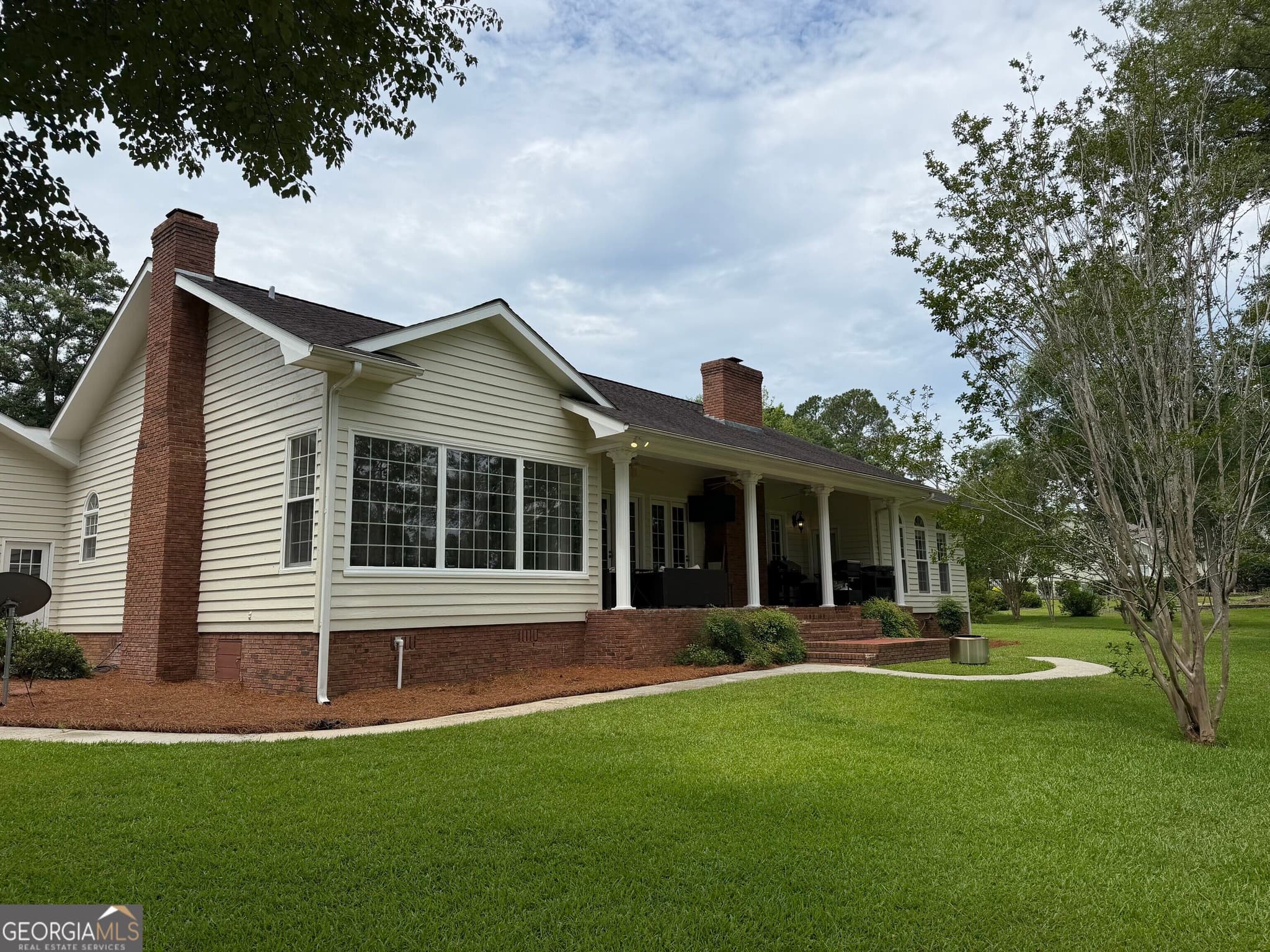3 bedroom, 3 bathroom, 3,366 sq ft single family residence for sale at 1729 Green Acres Drive, Vidalia, GA 30474 — photo 3