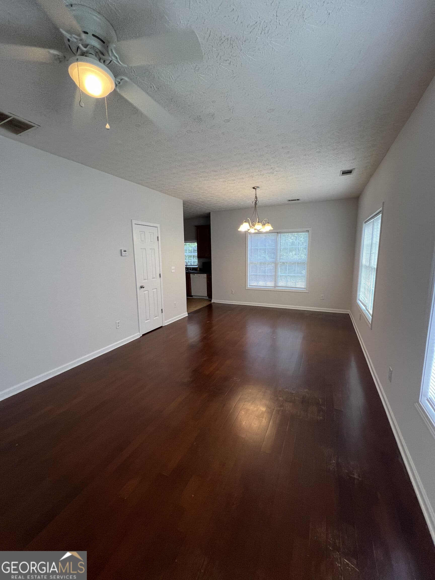 3 bedroom, 2 bathroom, 1,434 sq ft single family residence for rent at 390 Hawthorne Extension, Athens, GA 30606 for $1,350 a month — photo 2