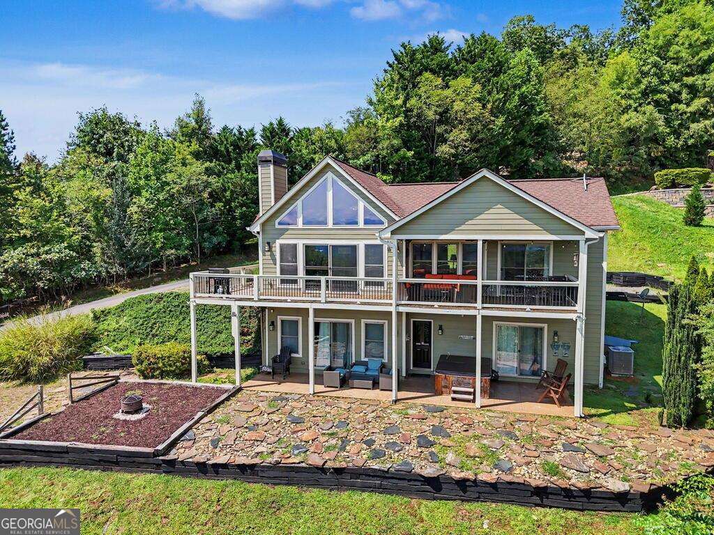 3 bedroom, 3 bathroom cabin,single family residence for sale at 575 Longview Drive, Hayesville, NC 28904 — photo 2