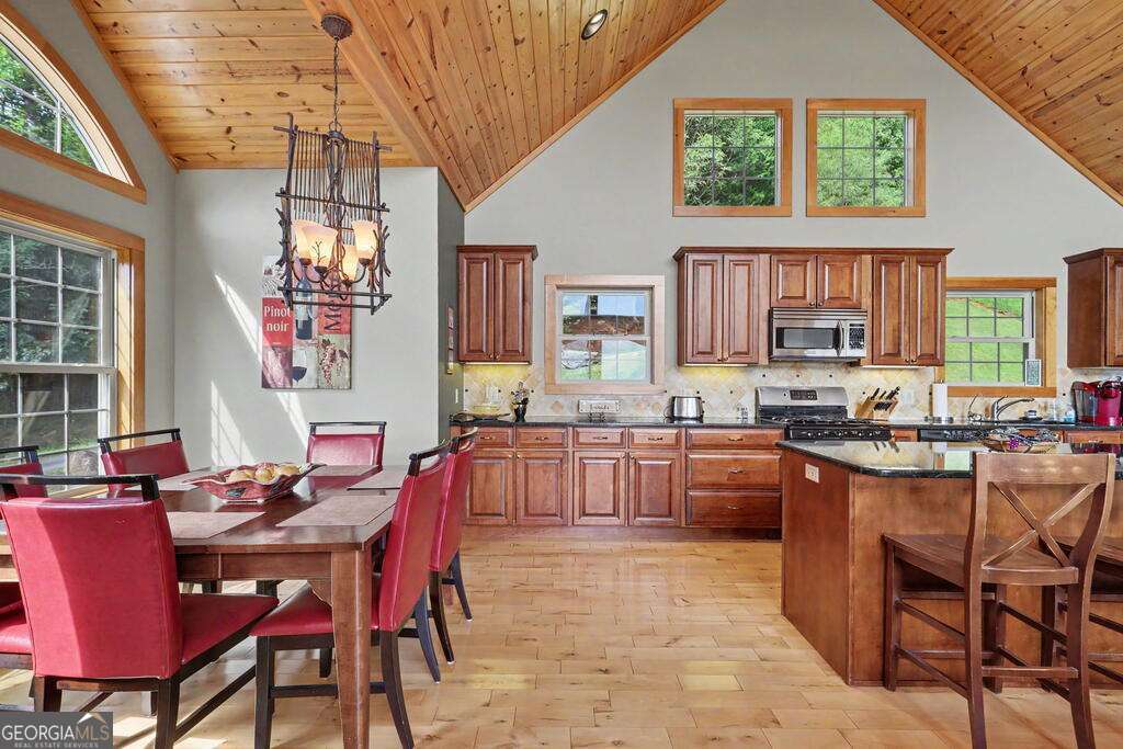 3 bedroom, 3 bathroom cabin,single family residence for sale at 575 Longview Drive, Hayesville, NC 28904 — photo 9