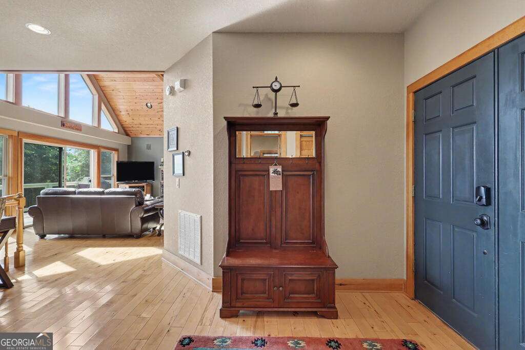 3 bedroom, 3 bathroom cabin,single family residence for sale at 575 Longview Drive, Hayesville, NC 28904 — photo 8