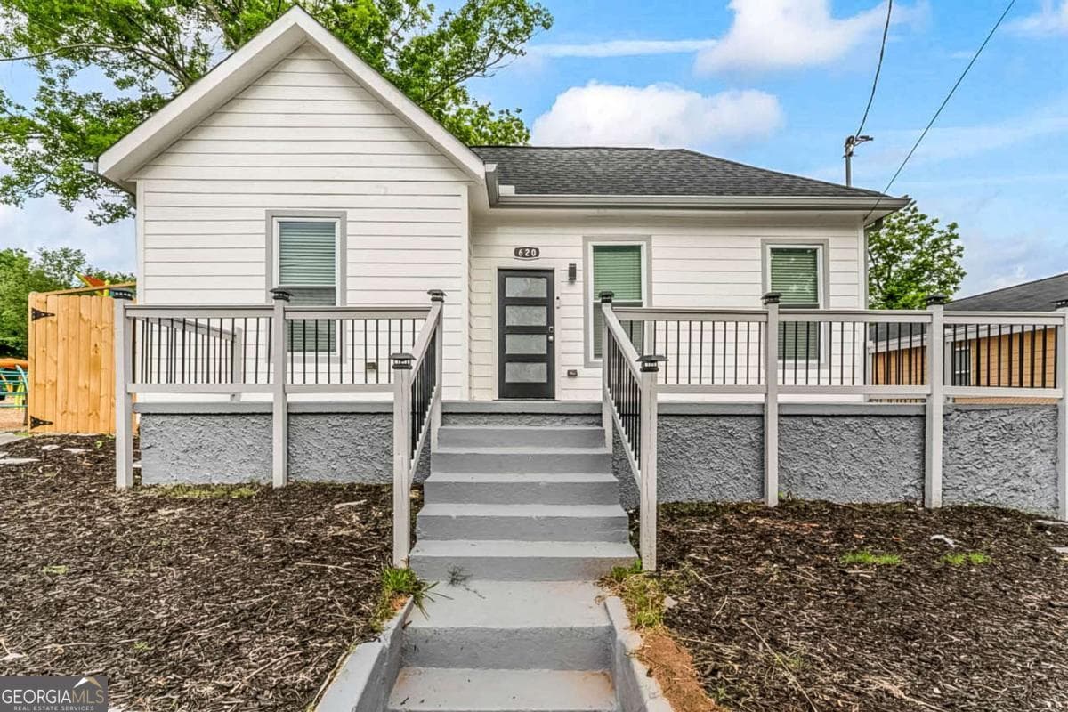 4 bedroom, 3 bathroom single family residence for rent at 620 Echo Street, Atlanta, GA 30318 for $4,500 a month — photo 1 of 43