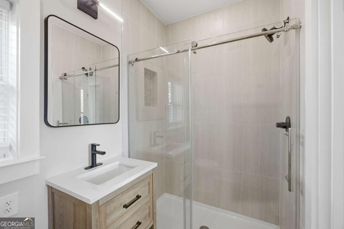 2 bedroom, 1.5 bathroom, 792 sq ft single family residence for sale at 184 W Jarrard Street UNIT 3, Cleveland, GA 30528 — photo 6