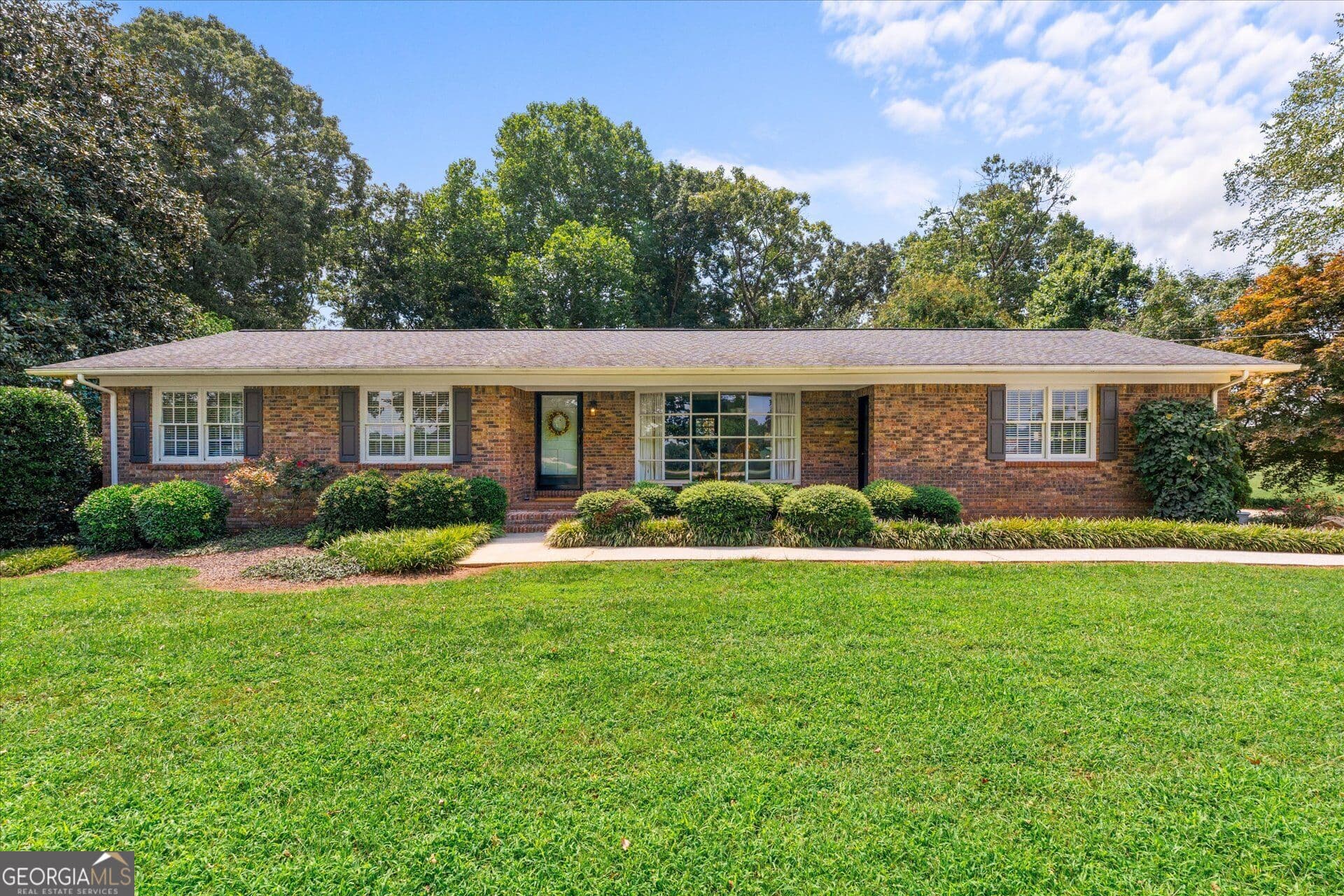 3 bedroom, 2 bathroom, 2,017 sq ft single family residence for sale at 120 COUNTY ROAD 611, Ranburne, AL 36273 — photo 2