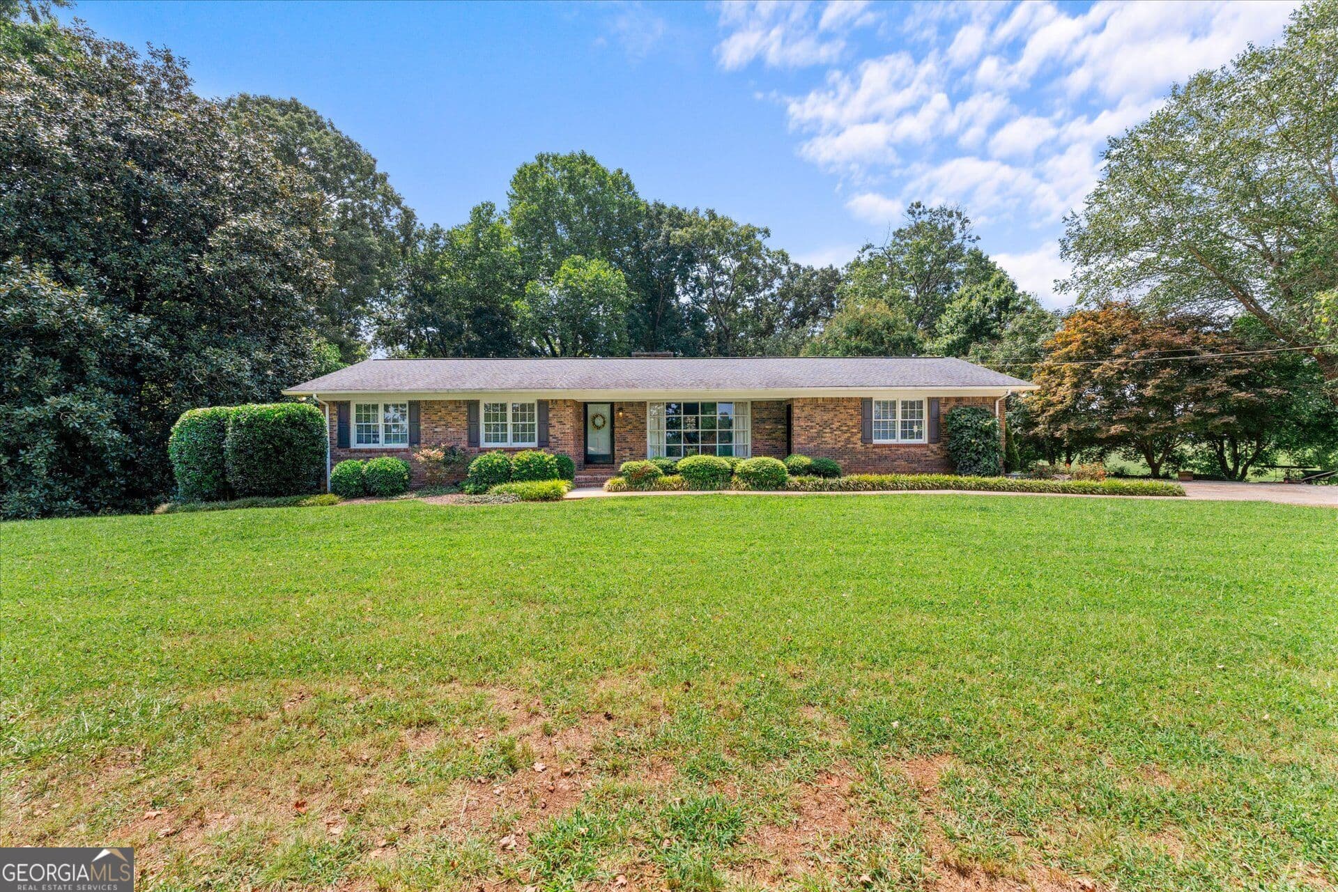 3 bedroom, 2 bathroom, 2,017 sq ft single family residence for sale at 120 COUNTY ROAD 611, Ranburne, AL 36273 — photo 3
