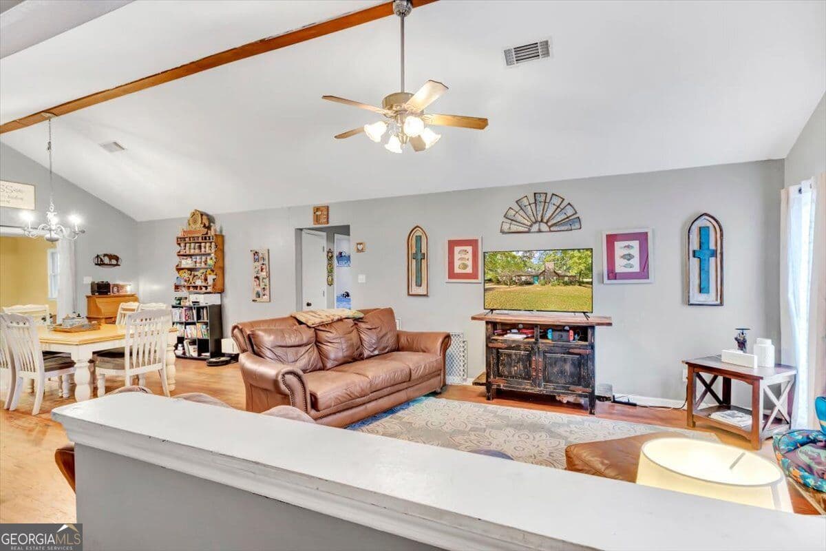 3 bedroom, 2 bathroom, 1,840 sq ft single family residence for sale at 119 Querecho Lane, Albany, GA 31707 — photo 2