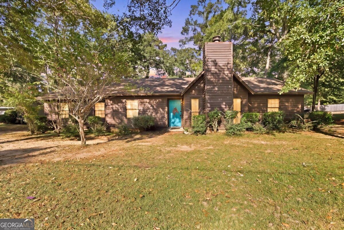 3 bedroom, 2 bathroom, 1,840 sq ft single family residence for sale at 119 Querecho Lane, Albany, GA 31707