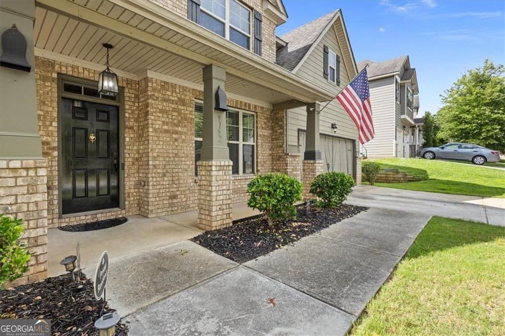 5 bedroom, 4 bathroom, 3,482 sq ft single family residence for sale at 9152 Dover Street, Lithia Springs, GA 30122 — photo 2
