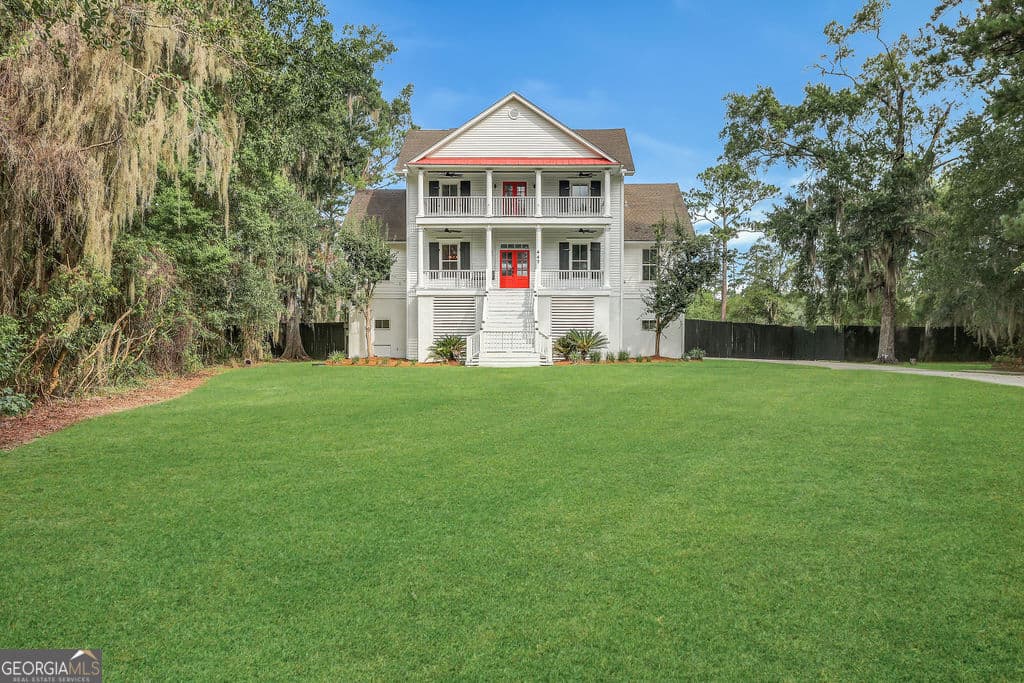 6 bedroom, 5 bathroom single family residence for sale at 447 Sterling Woods Drive, Richmond Hill, GA 31324 — photo 3