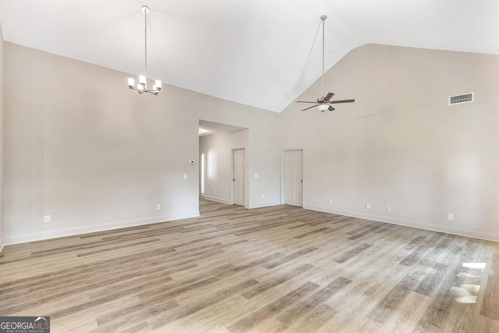 4 bedroom, 3 bathroom, 2,300 sq ft single family residence for sale at 309 Kari Lane, Anderson, SC 29626 — photo 9