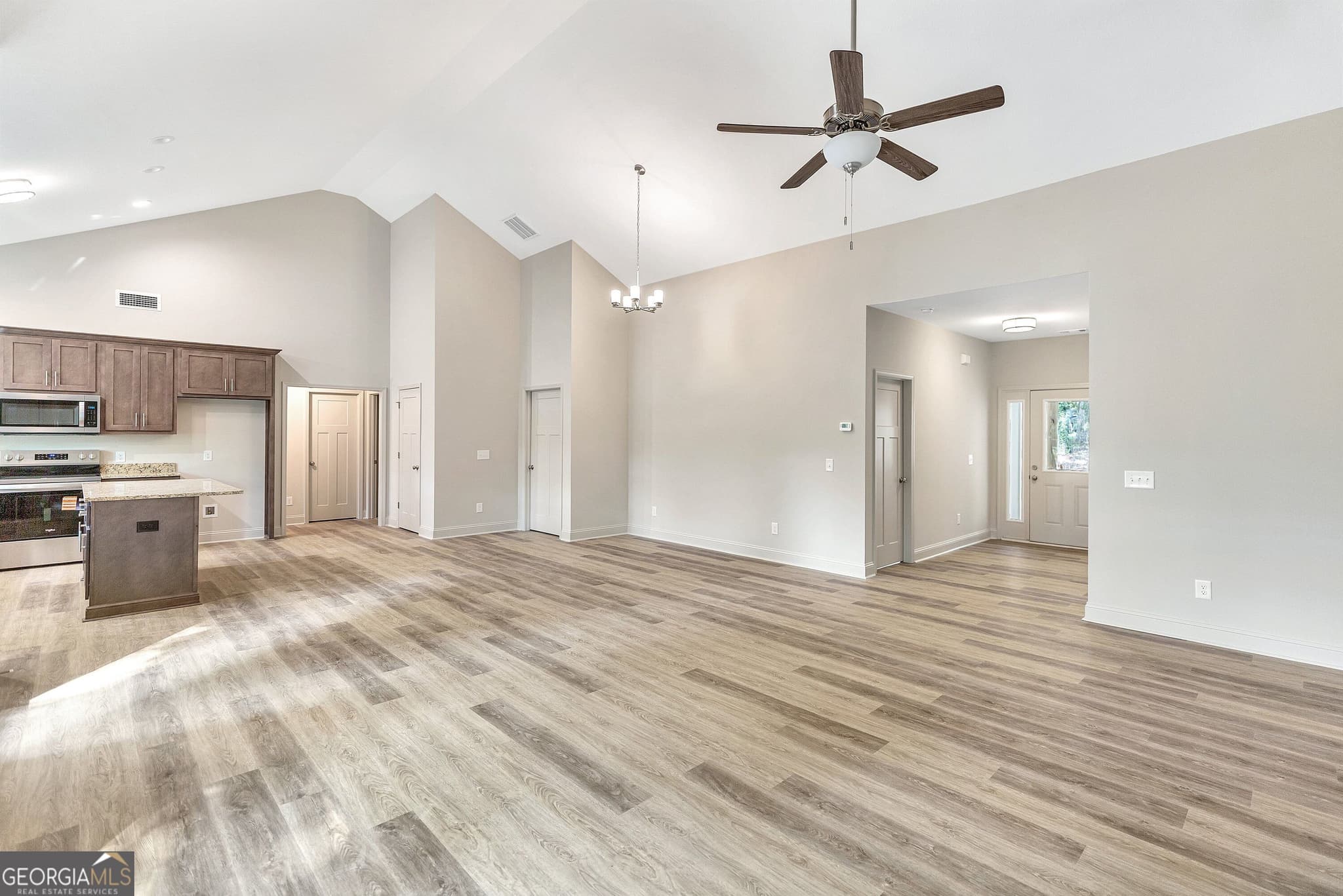 4 bedroom, 3 bathroom, 2,300 sq ft single family residence for sale at 309 Kari Lane, Anderson, SC 29626 — photo 10