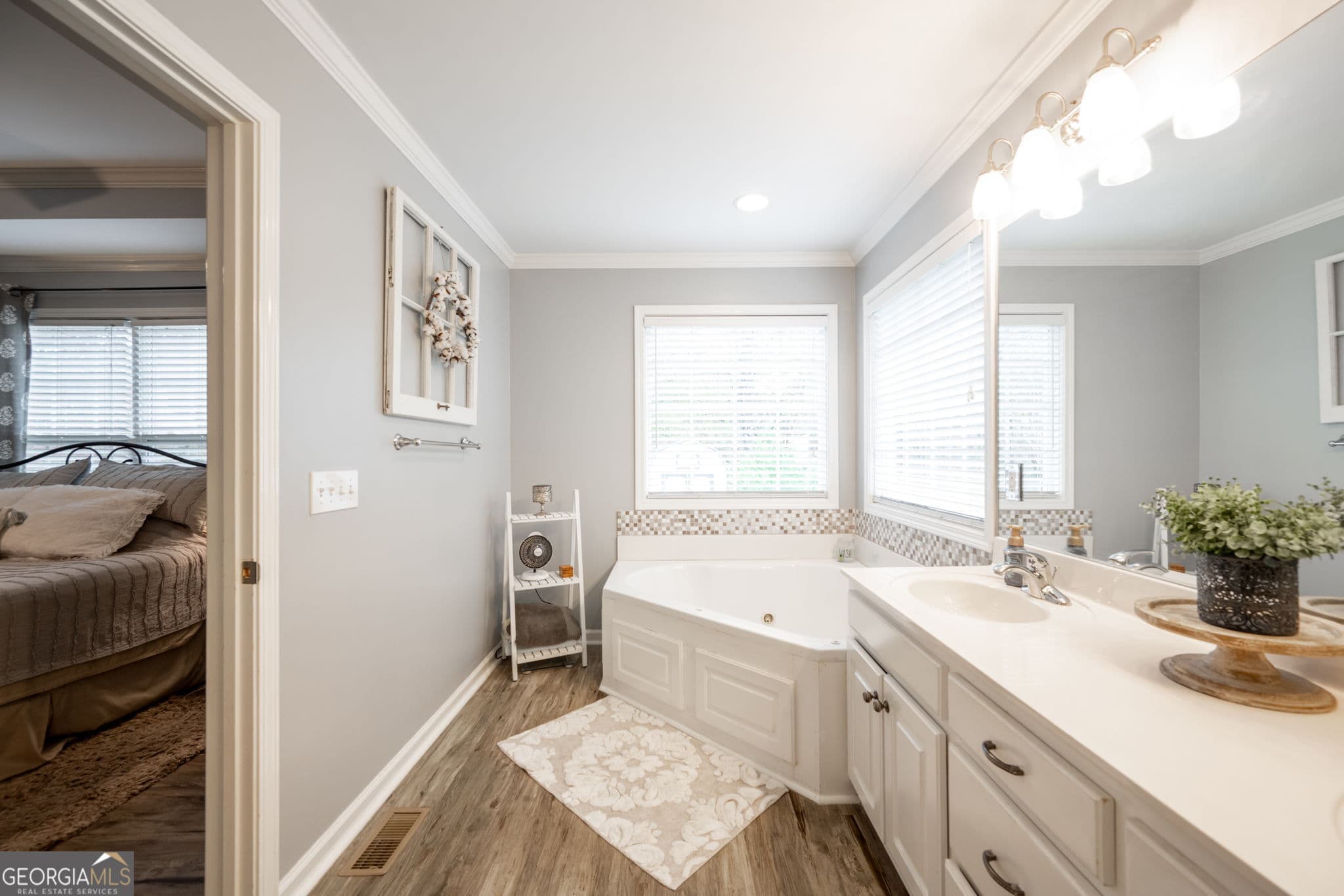 3 bedroom, 2 bathroom, 1,676 sq ft single family residence for sale at 1616 Houston Valley Road, Ringgold, GA 30736 — photo 8