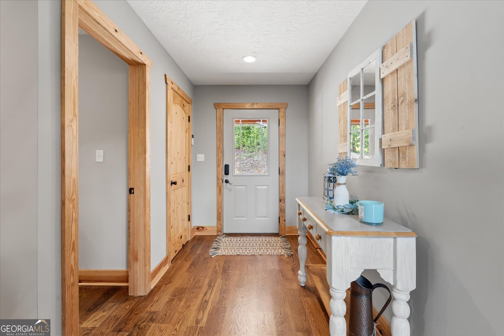 5 bedroom, 3.5 bathroom, 2,973 sq ft single family residence under contract at 17 N Waterview Drive, Wedowee, AL 36278 — photo 9
