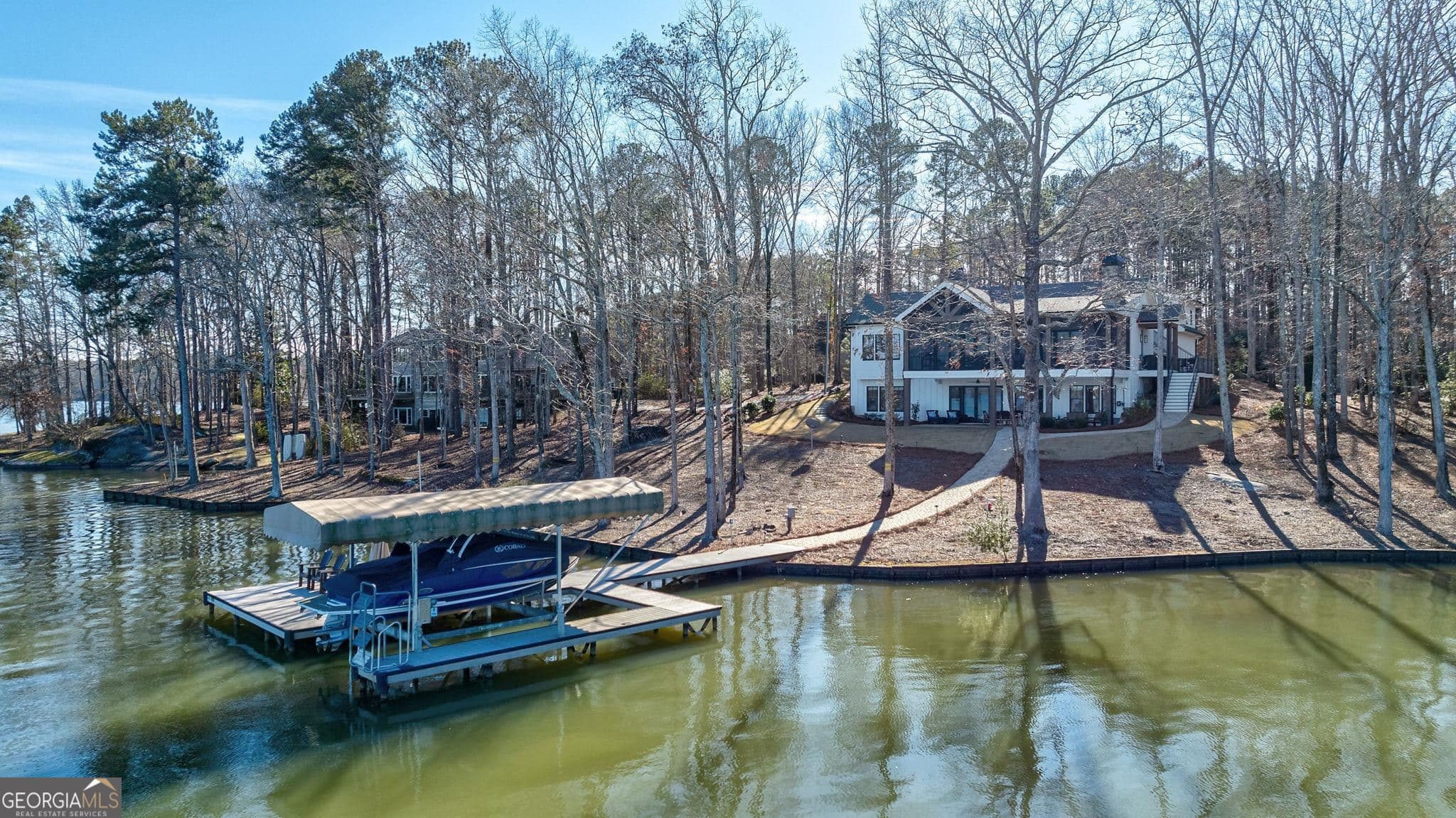 4 bedroom, 4.5 bathroom, 3,295 sq ft single family residence sold at 1060 Chieftian Way, White Plains, GA 30678