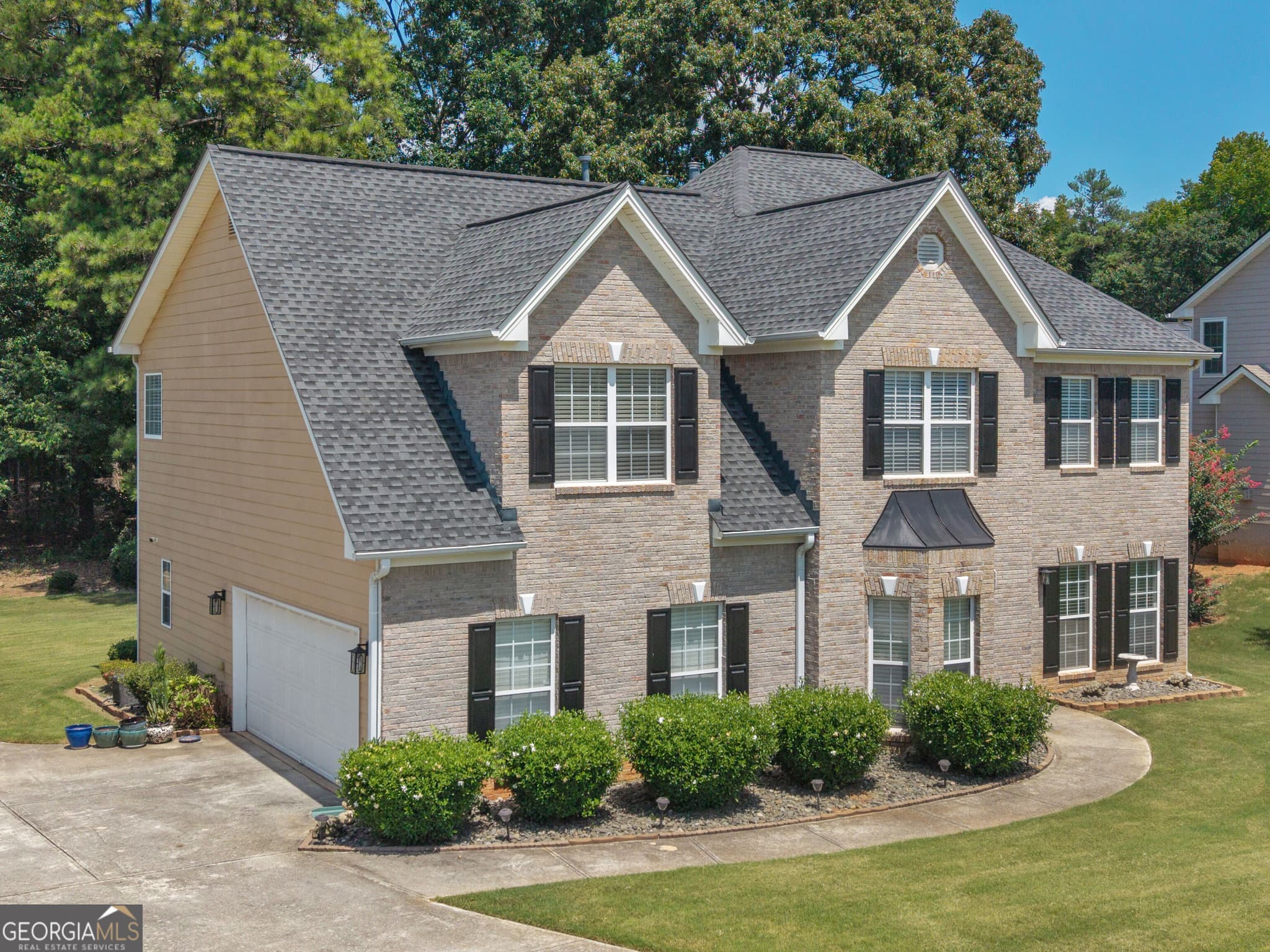 4 bedroom, 3.5 bathroom, 3,251 sq ft single family residence for sale at 1224 Saxony Drive, Conyers, GA 30013 — photo 2