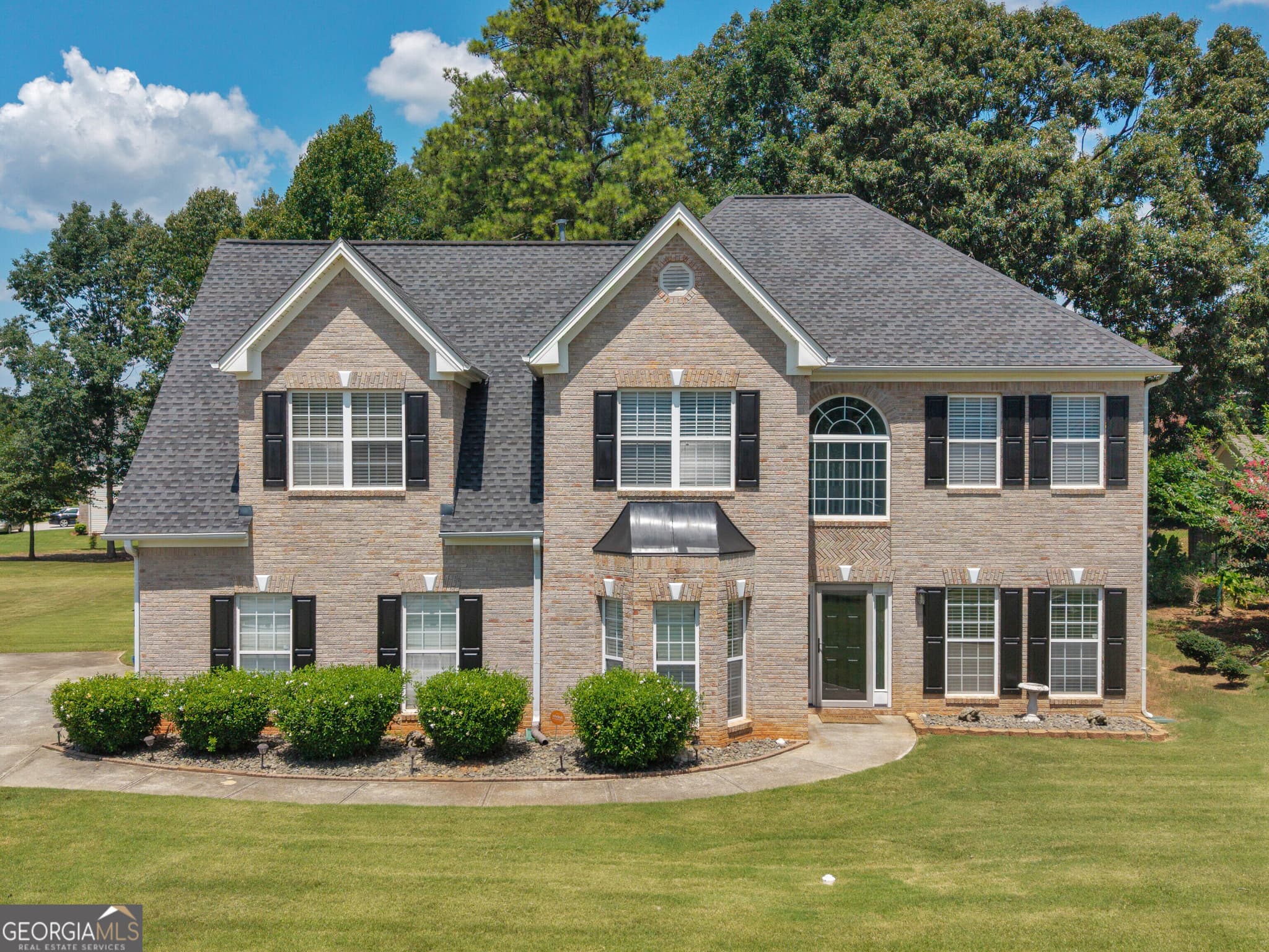 4 bedroom, 3.5 bathroom, 3,251 sq ft single family residence for sale at 1224 Saxony Drive, Conyers, GA 30013 — photo 1 of 44