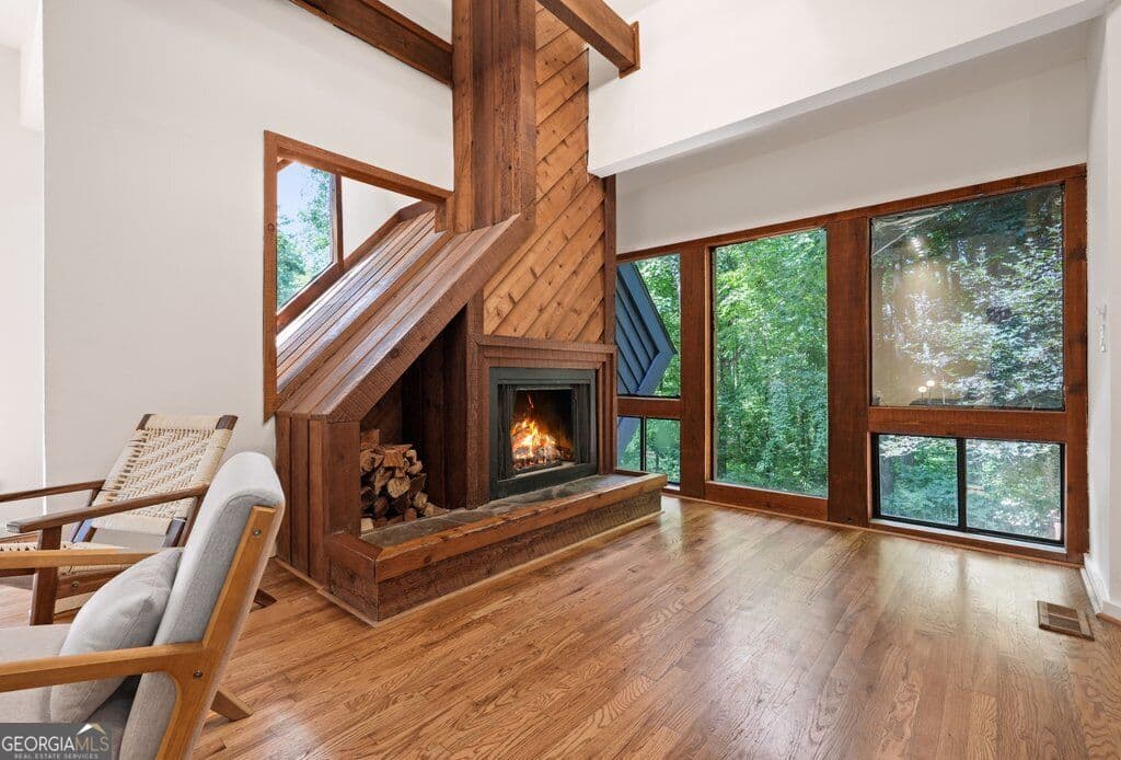 4 bedroom, 3 bathroom, 2,886 sq ft single family residence for sale at 2965 Pond View Court, Marietta, GA 30062 — photo 3